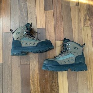 Cabelas Waterproof Boots